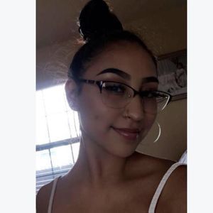 Meet your Posher, Trinity